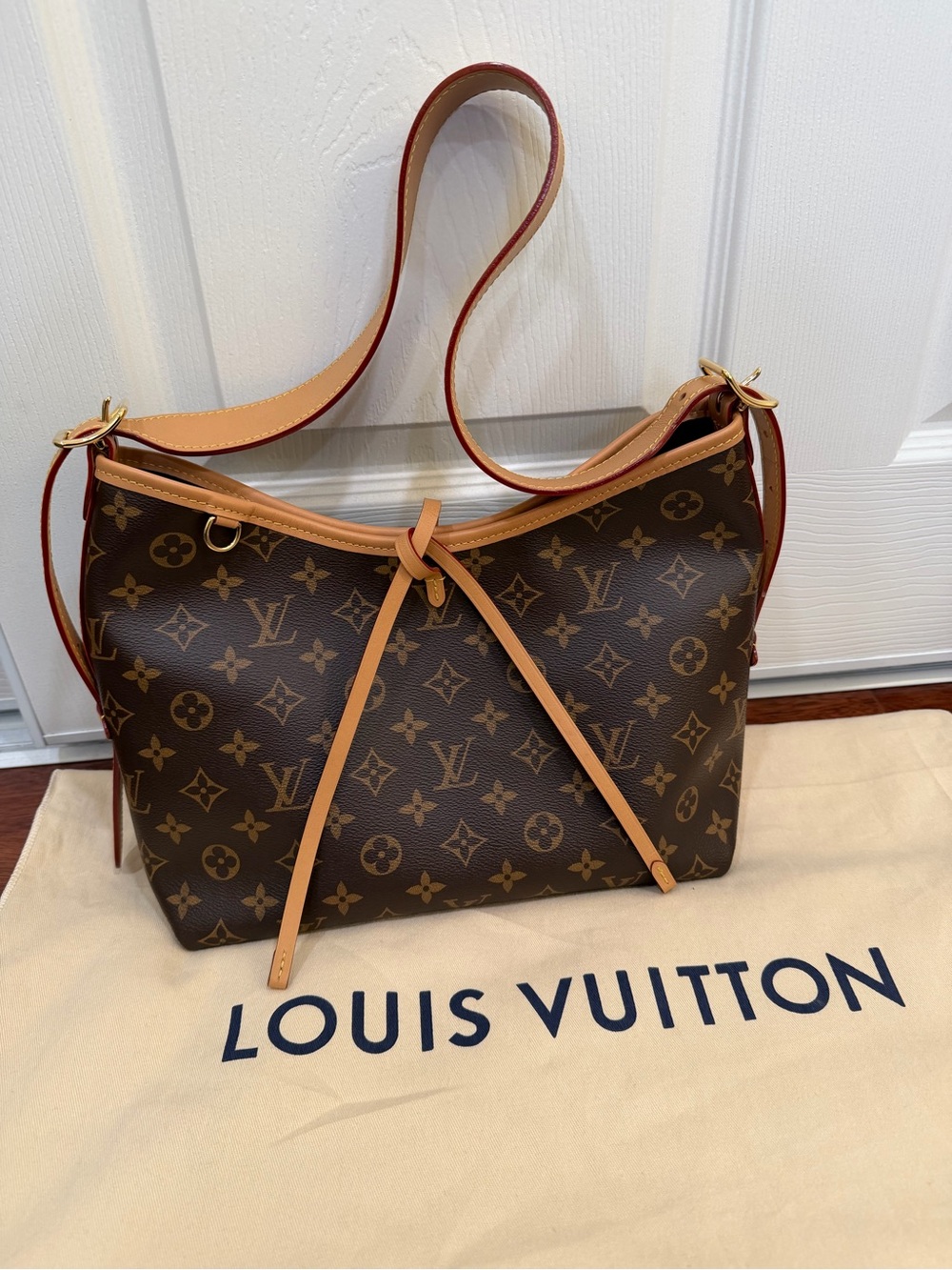 Louis Vuitton Carryall PM